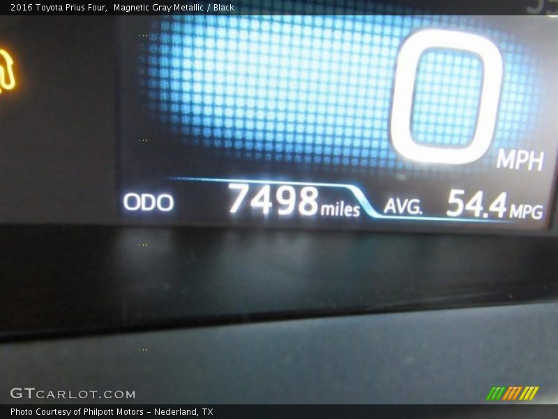 Magnetic Gray Metallic / Black 2016 Toyota Prius Four
