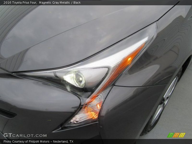 Magnetic Gray Metallic / Black 2016 Toyota Prius Four
