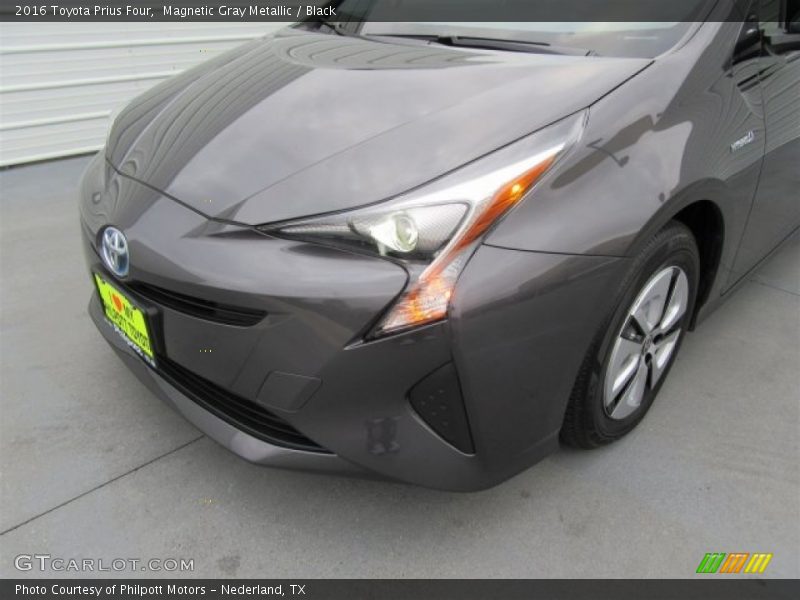 Magnetic Gray Metallic / Black 2016 Toyota Prius Four