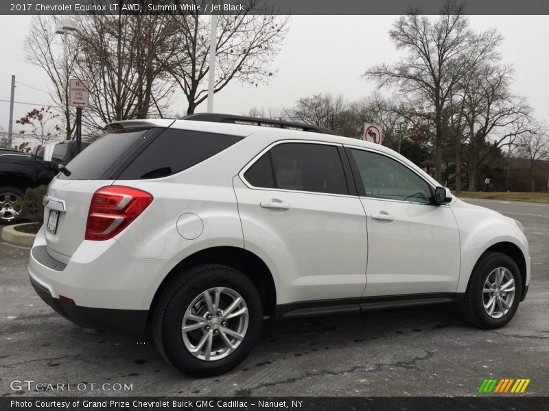 Summit White / Jet Black 2017 Chevrolet Equinox LT AWD