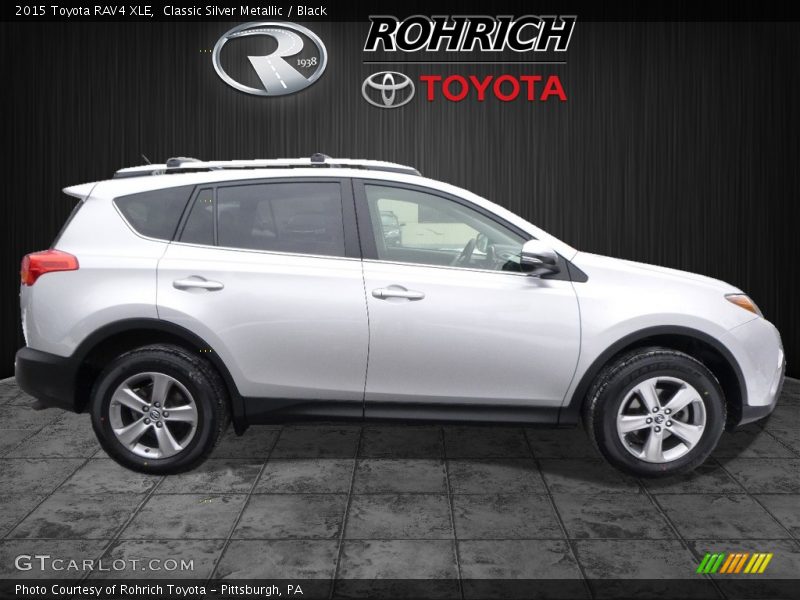 Classic Silver Metallic / Black 2015 Toyota RAV4 XLE