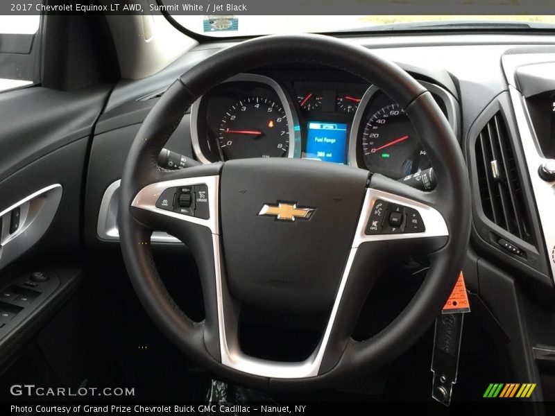 Summit White / Jet Black 2017 Chevrolet Equinox LT AWD