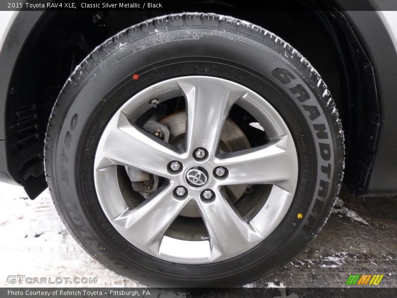 Classic Silver Metallic / Black 2015 Toyota RAV4 XLE