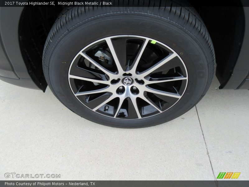  2017 Highlander SE Wheel