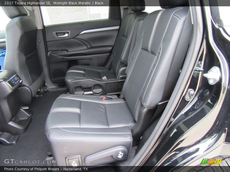 Rear Seat of 2017 Highlander SE