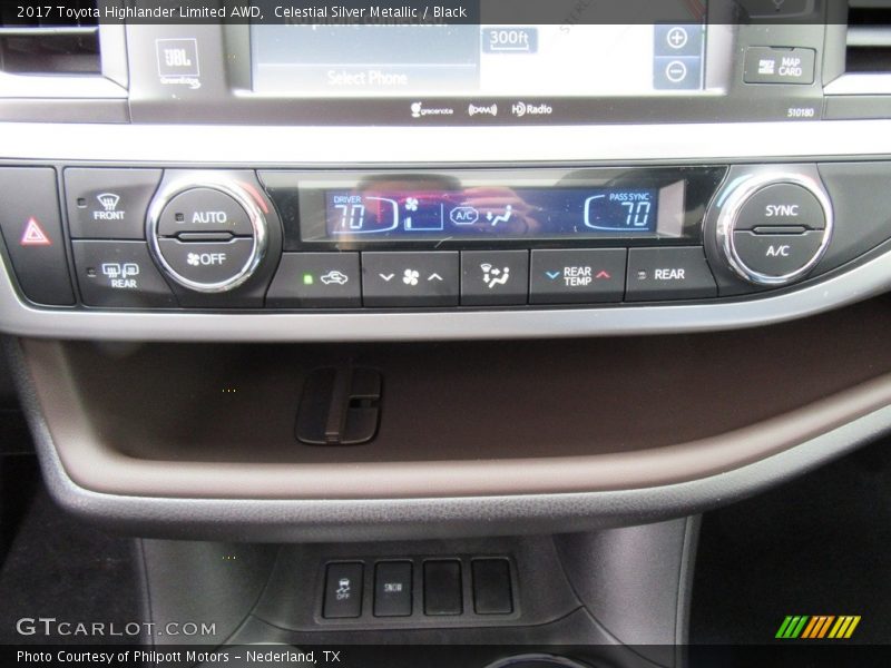 Celestial Silver Metallic / Black 2017 Toyota Highlander Limited AWD
