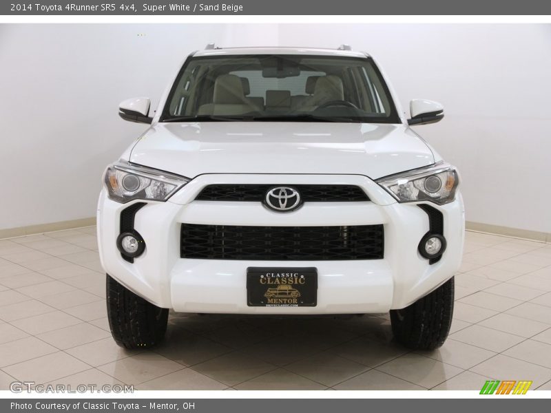 Super White / Sand Beige 2014 Toyota 4Runner SR5 4x4