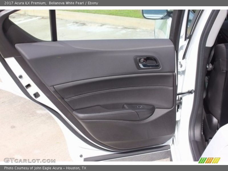 Bellanova White Pearl / Ebony 2017 Acura ILX Premium