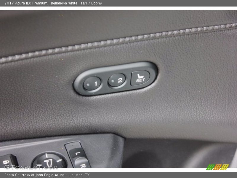 Bellanova White Pearl / Ebony 2017 Acura ILX Premium
