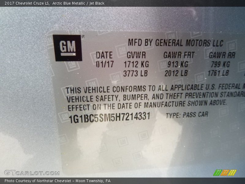 Arctic Blue Metallic / Jet Black 2017 Chevrolet Cruze LS