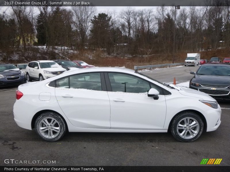 Summit White / Jet Black 2017 Chevrolet Cruze LT