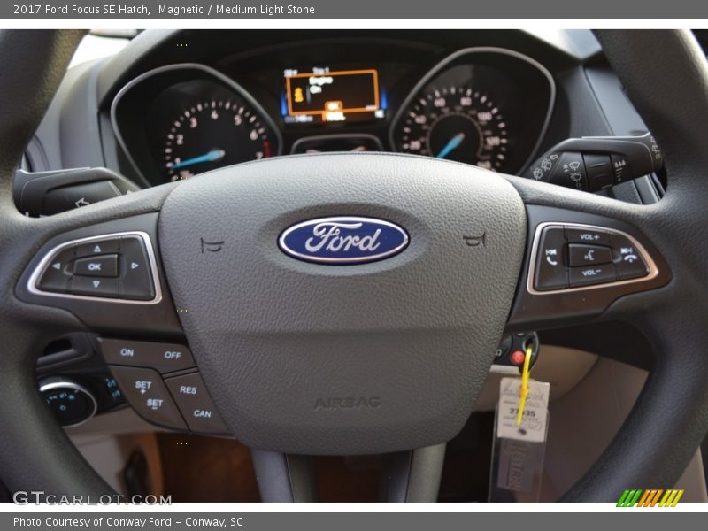 Magnetic / Medium Light Stone 2017 Ford Focus SE Hatch