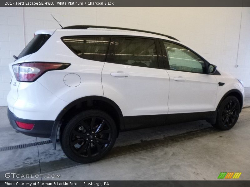 White Platinum / Charcoal Black 2017 Ford Escape SE 4WD