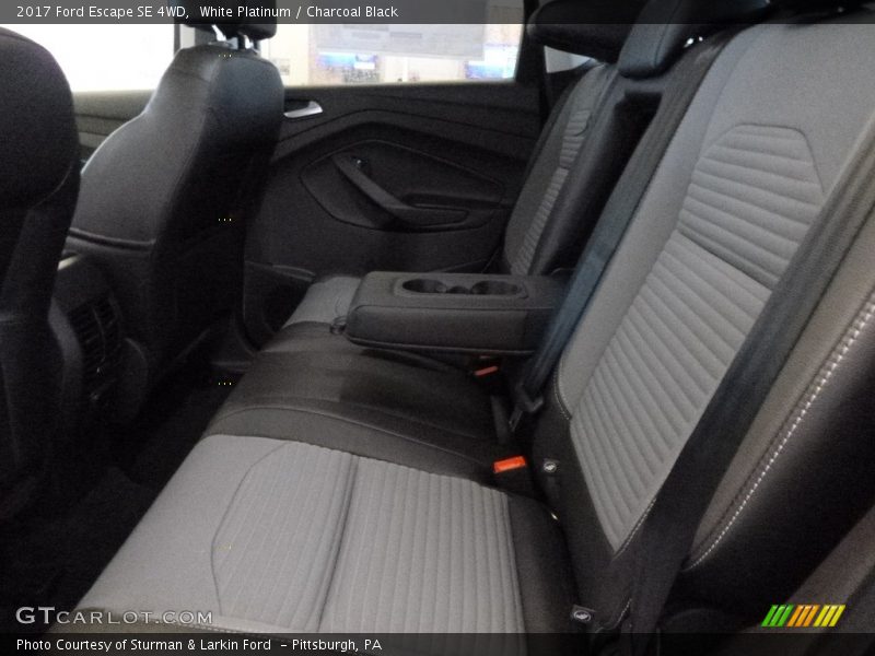 White Platinum / Charcoal Black 2017 Ford Escape SE 4WD