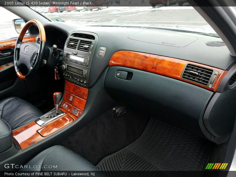 Moonlight Pearl / Black 2005 Lexus LS 430 Sedan