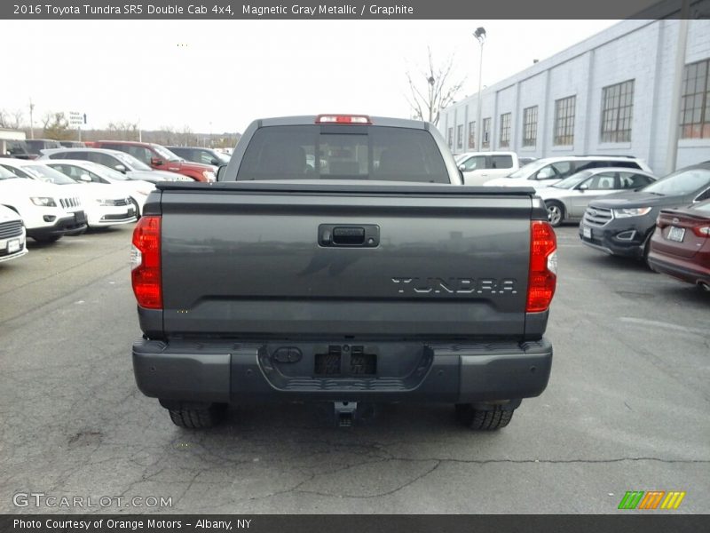 Magnetic Gray Metallic / Graphite 2016 Toyota Tundra SR5 Double Cab 4x4
