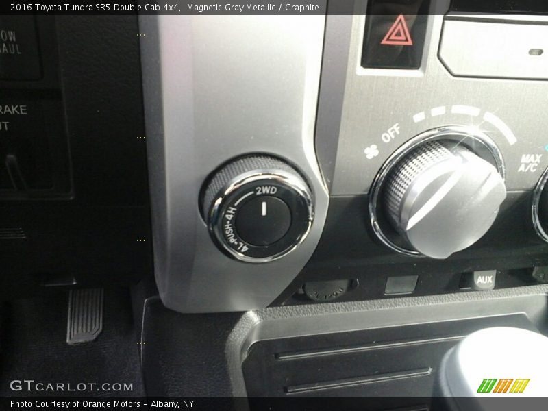Magnetic Gray Metallic / Graphite 2016 Toyota Tundra SR5 Double Cab 4x4