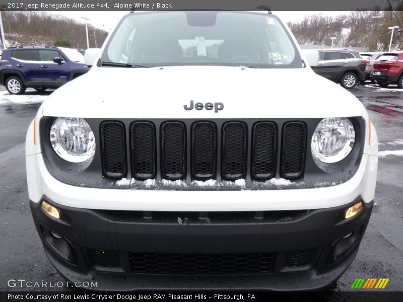 Alpine White / Black 2017 Jeep Renegade Altitude 4x4