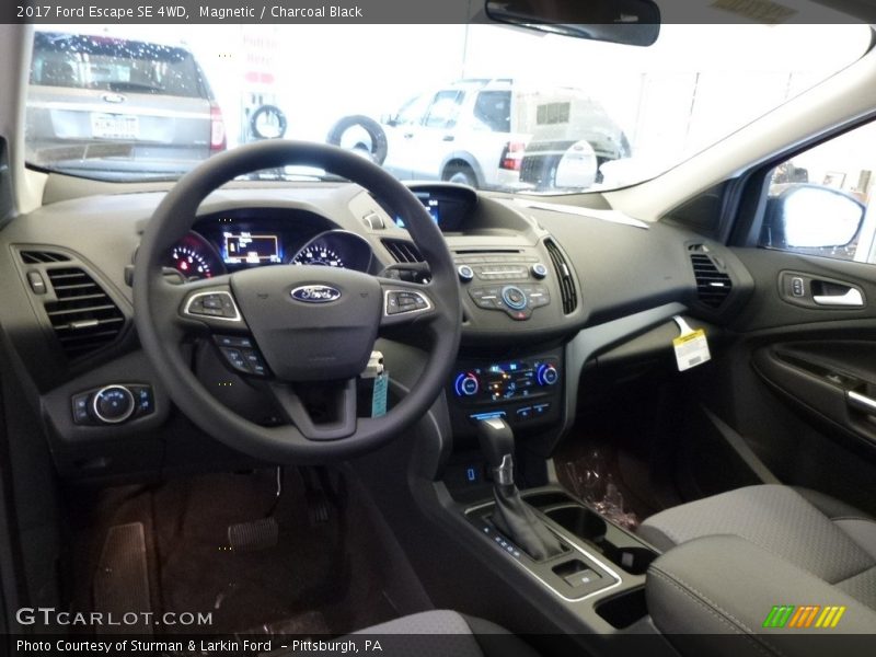 Magnetic / Charcoal Black 2017 Ford Escape SE 4WD