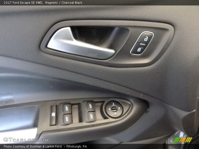 Magnetic / Charcoal Black 2017 Ford Escape SE 4WD