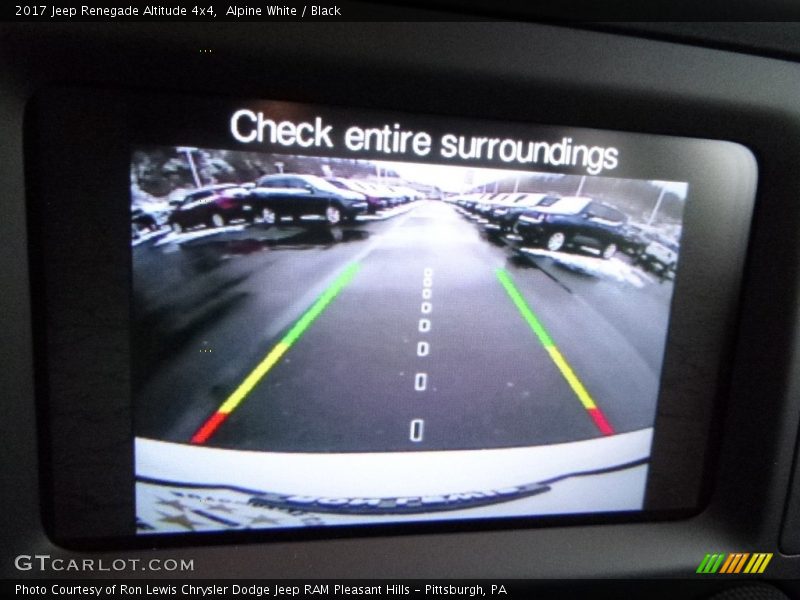 Alpine White / Black 2017 Jeep Renegade Altitude 4x4