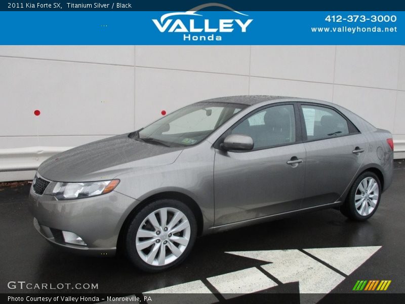 Titanium Silver / Black 2011 Kia Forte SX