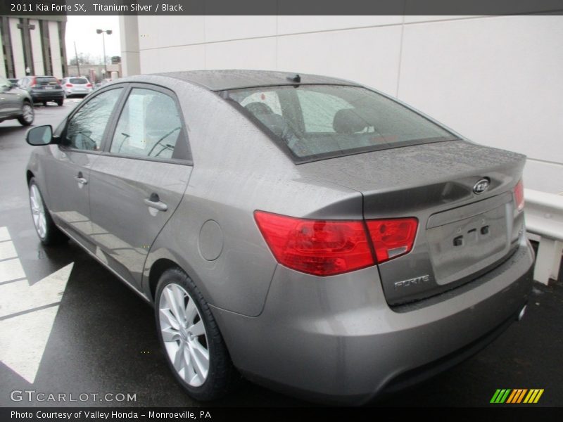 Titanium Silver / Black 2011 Kia Forte SX