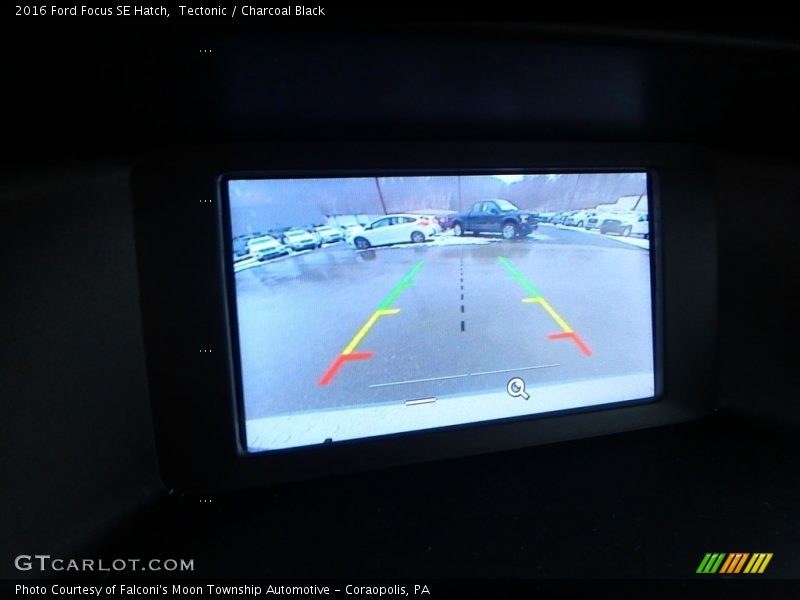 Tectonic / Charcoal Black 2016 Ford Focus SE Hatch
