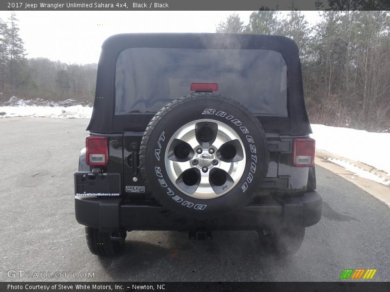 Black / Black 2017 Jeep Wrangler Unlimited Sahara 4x4