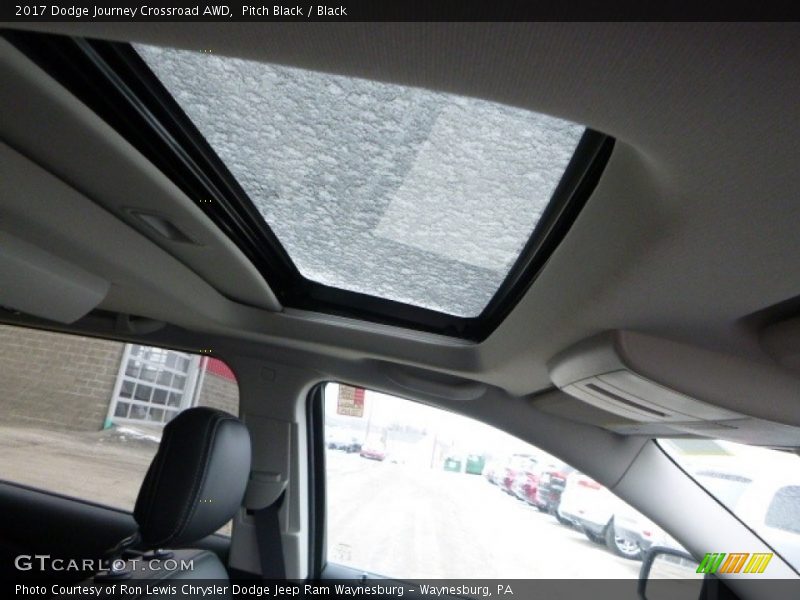 Pitch Black / Black 2017 Dodge Journey Crossroad AWD