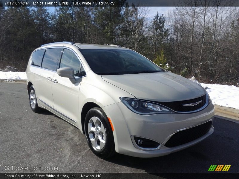 Tusk White / Black/Alloy 2017 Chrysler Pacifica Touring L Plus