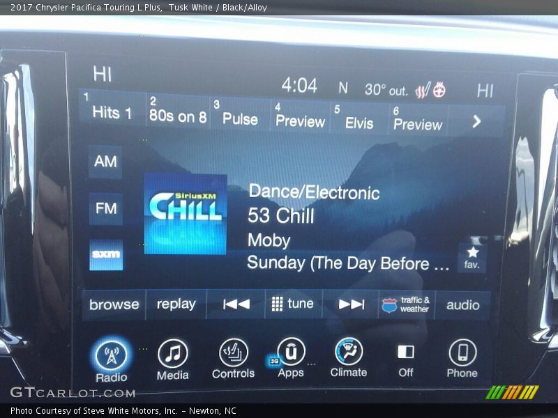 Tusk White / Black/Alloy 2017 Chrysler Pacifica Touring L Plus