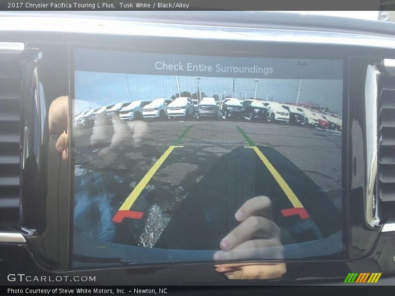 Tusk White / Black/Alloy 2017 Chrysler Pacifica Touring L Plus