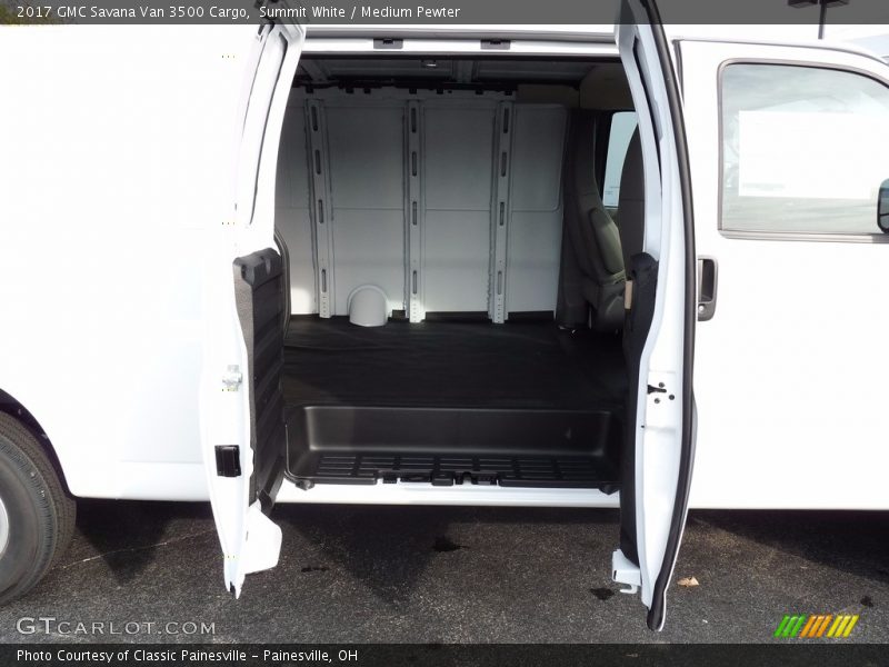 Summit White / Medium Pewter 2017 GMC Savana Van 3500 Cargo