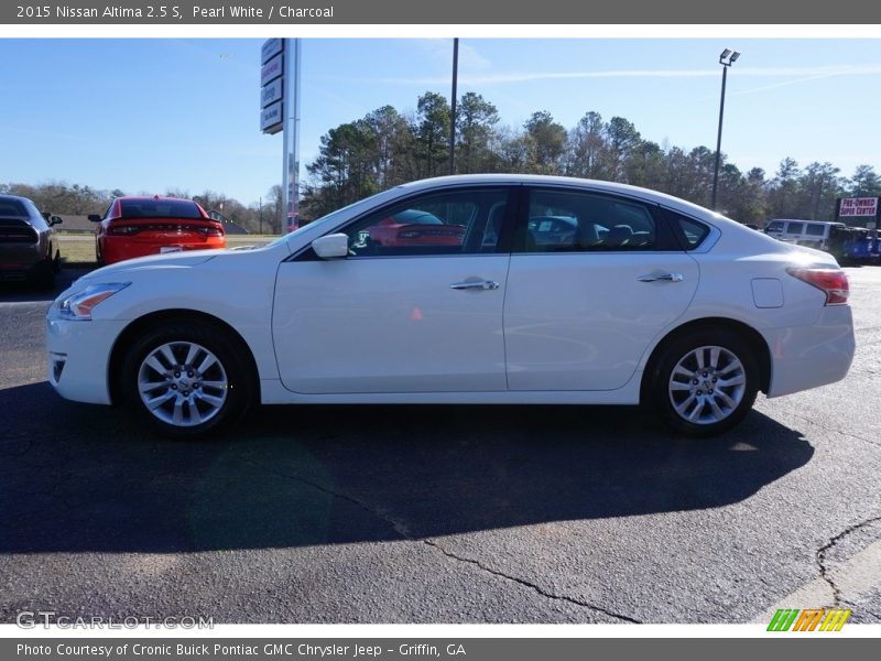 Pearl White / Charcoal 2015 Nissan Altima 2.5 S
