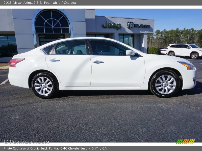 Pearl White / Charcoal 2015 Nissan Altima 2.5 S