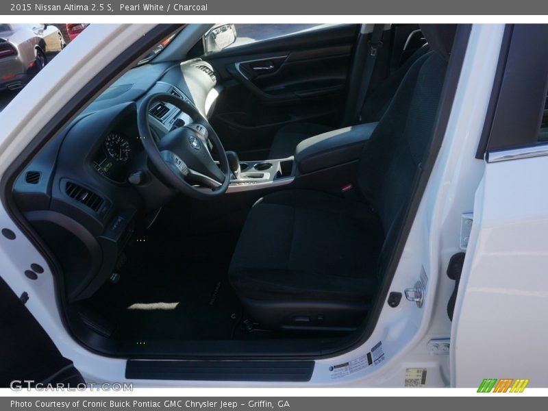 Pearl White / Charcoal 2015 Nissan Altima 2.5 S