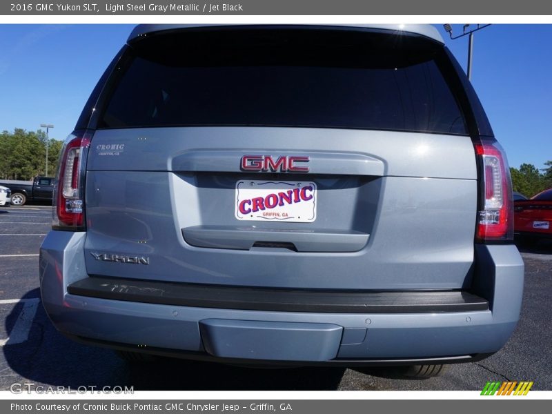 Light Steel Gray Metallic / Jet Black 2016 GMC Yukon SLT