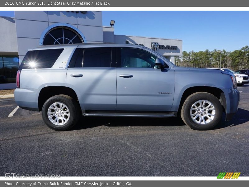 Light Steel Gray Metallic / Jet Black 2016 GMC Yukon SLT