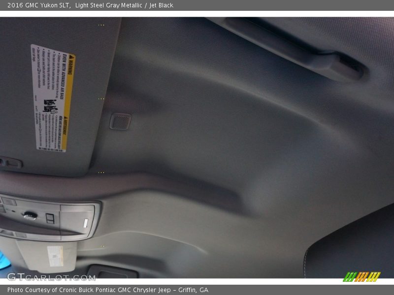 Light Steel Gray Metallic / Jet Black 2016 GMC Yukon SLT