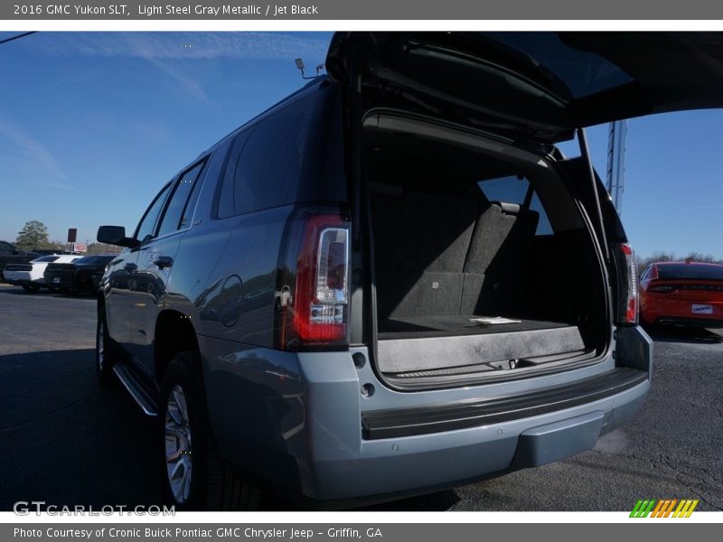 Light Steel Gray Metallic / Jet Black 2016 GMC Yukon SLT