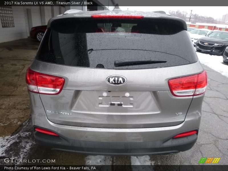 Titanium Silver / Black 2017 Kia Sorento LX V6 AWD