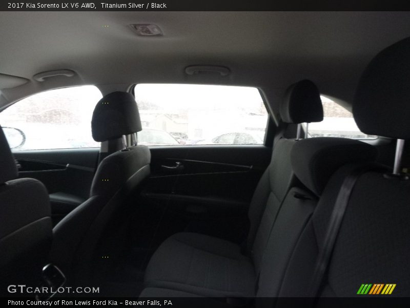 Titanium Silver / Black 2017 Kia Sorento LX V6 AWD