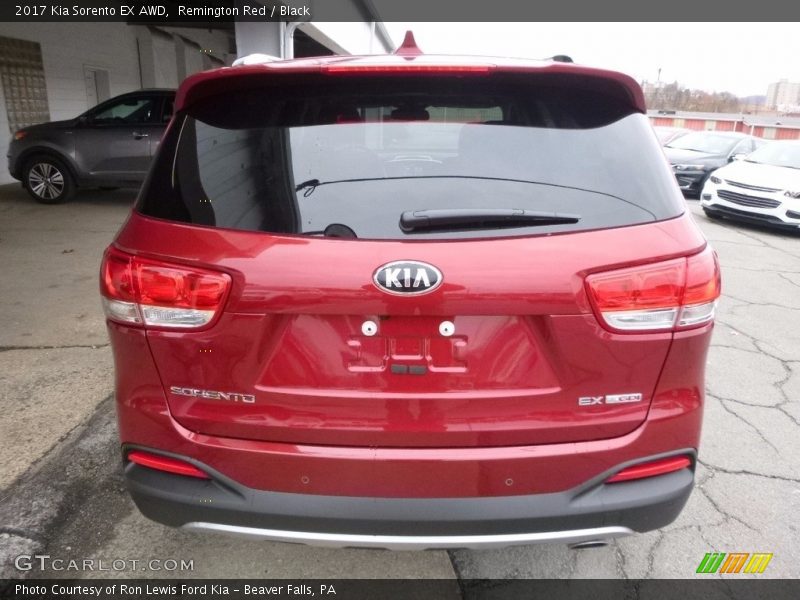 Remington Red / Black 2017 Kia Sorento EX AWD