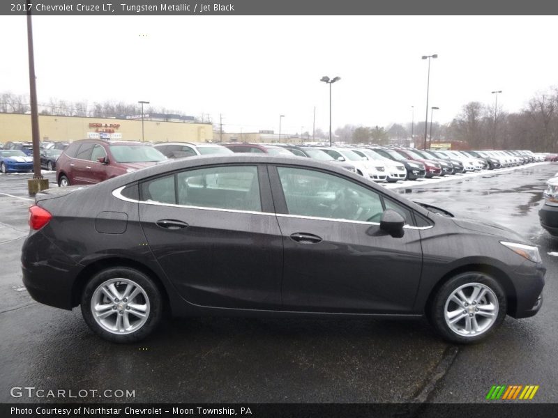 Tungsten Metallic / Jet Black 2017 Chevrolet Cruze LT
