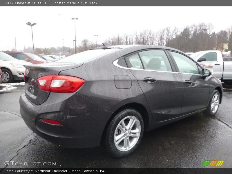 Tungsten Metallic / Jet Black 2017 Chevrolet Cruze LT