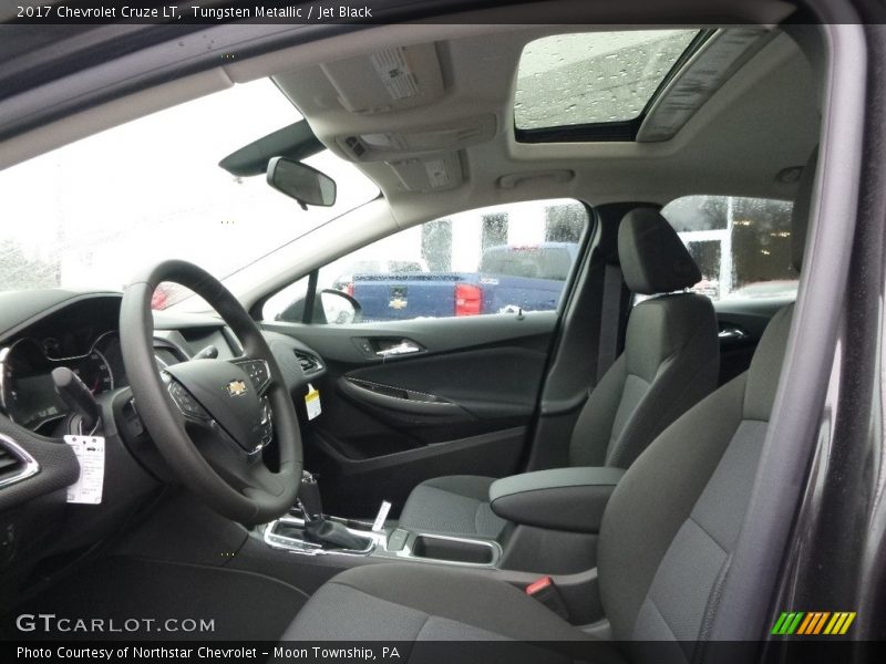 Tungsten Metallic / Jet Black 2017 Chevrolet Cruze LT