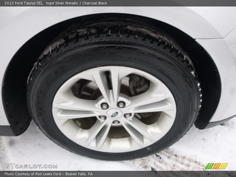 Ingot Silver Metallic / Charcoal Black 2013 Ford Taurus SEL