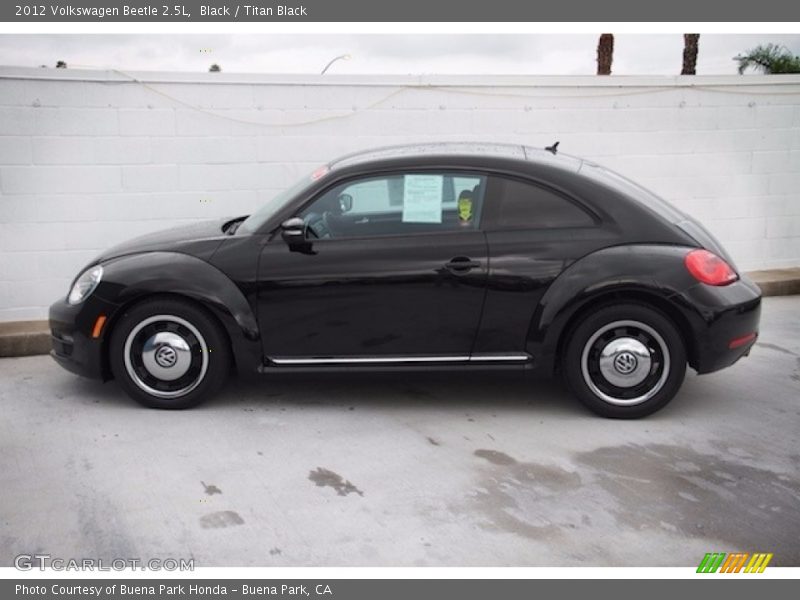 Black / Titan Black 2012 Volkswagen Beetle 2.5L