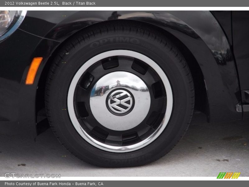 Black / Titan Black 2012 Volkswagen Beetle 2.5L